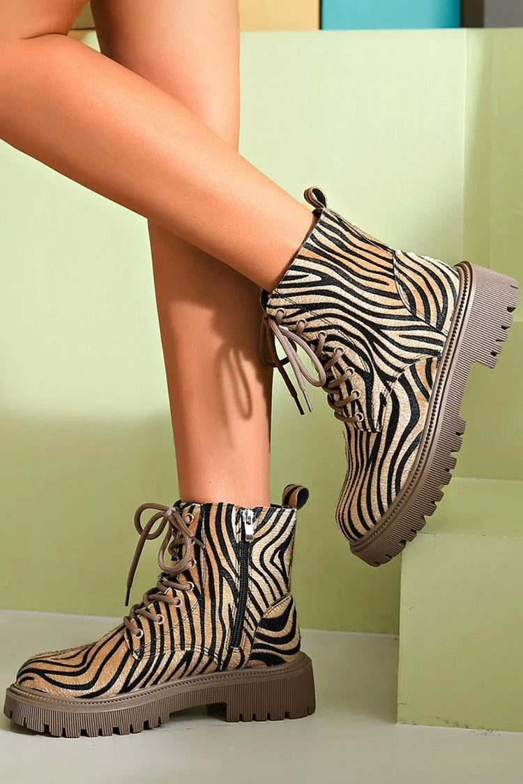 ZEBRA PRINT LACE-UP Kängor