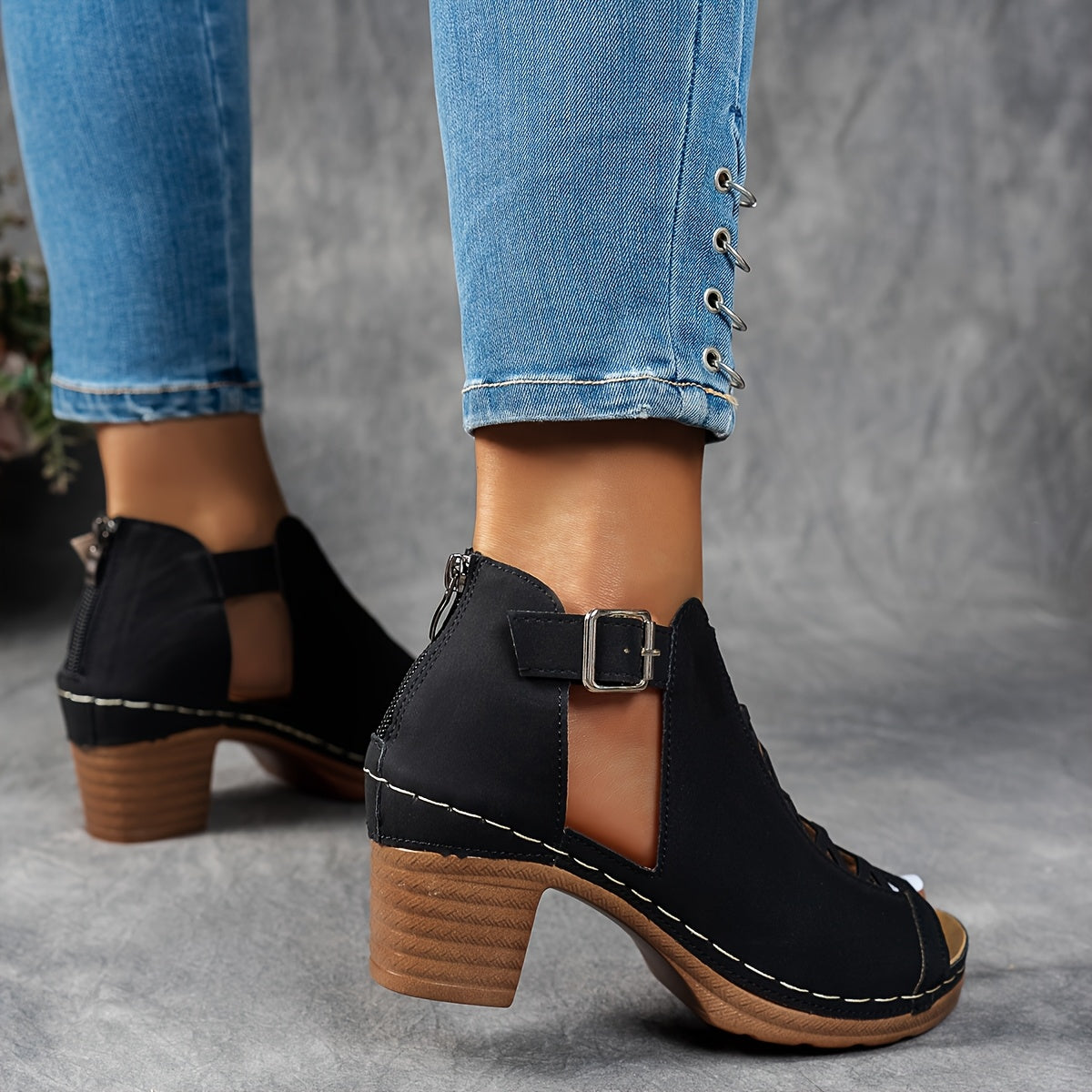 Britta | Lattice-Heel Sandaler