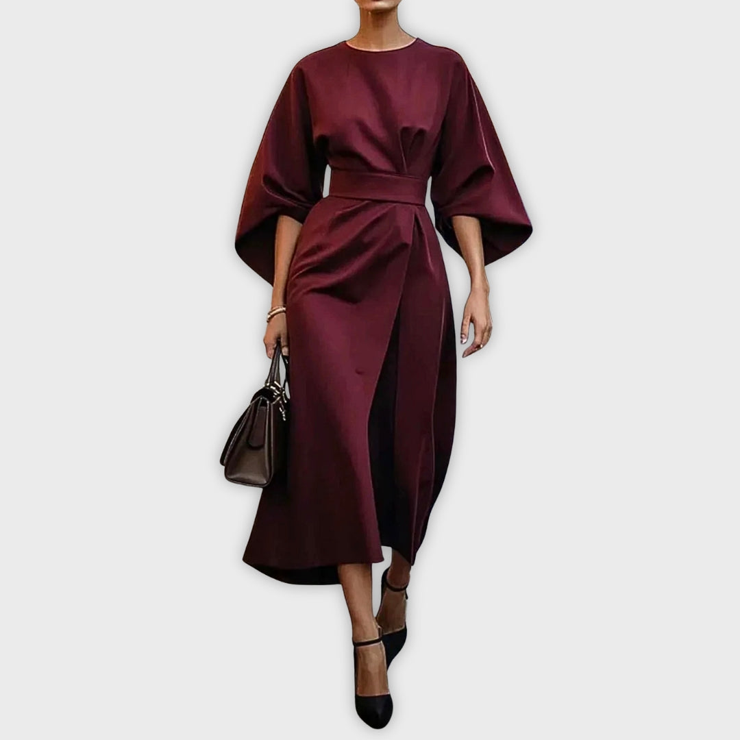 Olivia | Elegant Klänning med Bälte och Dolmansleeves