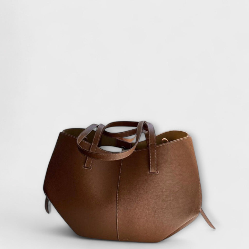 Lyvianne – Vintage Tote Bag